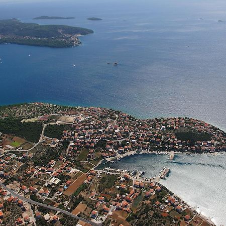 Villa Iris Apartments Seget Vranjica Dış mekan fotoğraf